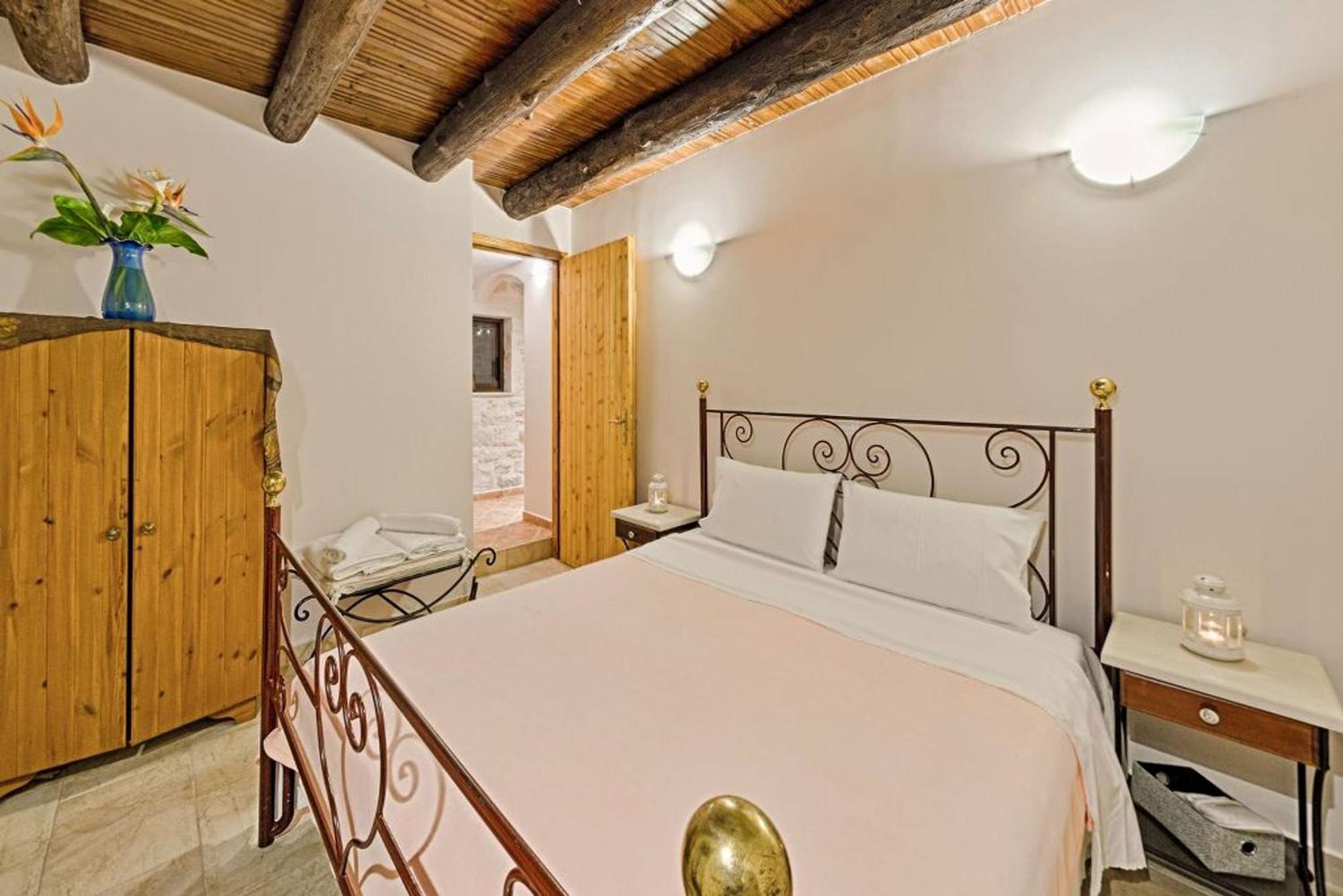 Poseidon Apartment
